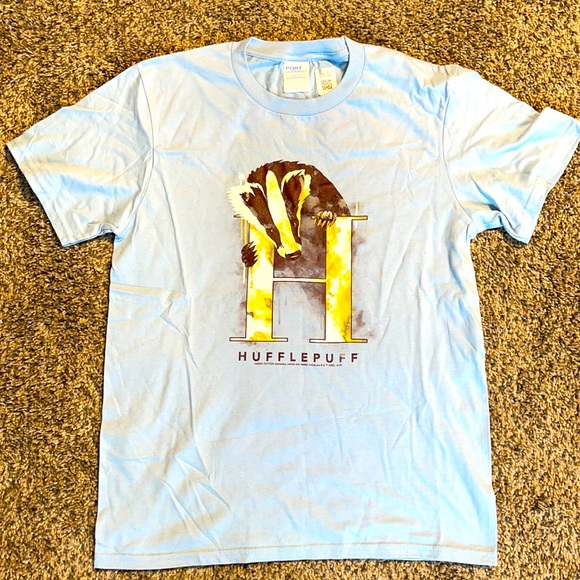 ⚡️⚡️Harry Potter HUFFLEPUFF T-shirt⚡️⚡️ - Picture 1 of 3